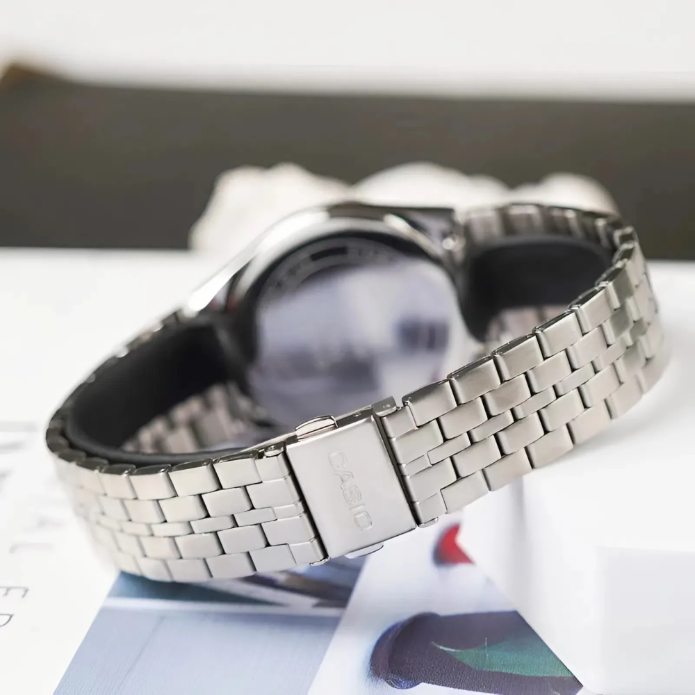 Casio Nam MTP-B145D-7BVDF