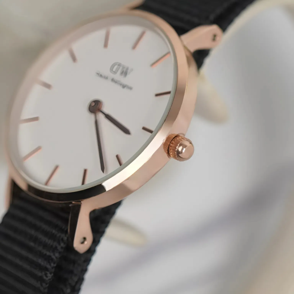 Daniel Wellington 28mm Nữ DW00100251