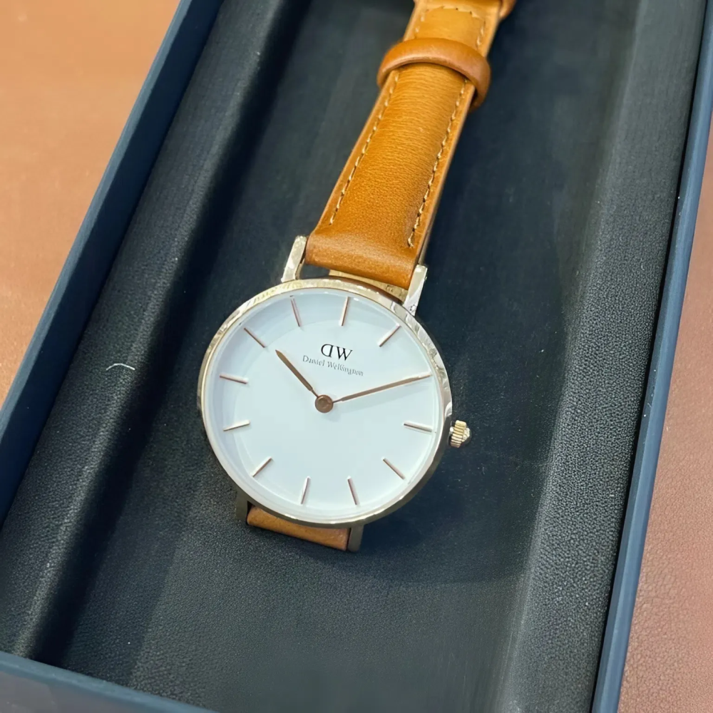 Daniel Wellington 28mm Nữ DW00100228