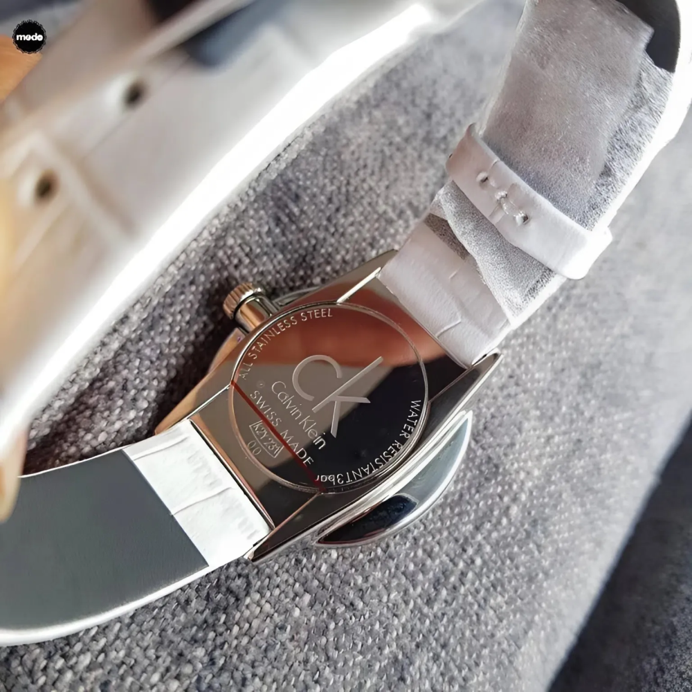 Calvin Klein 32mm Nữ K2Y231K6