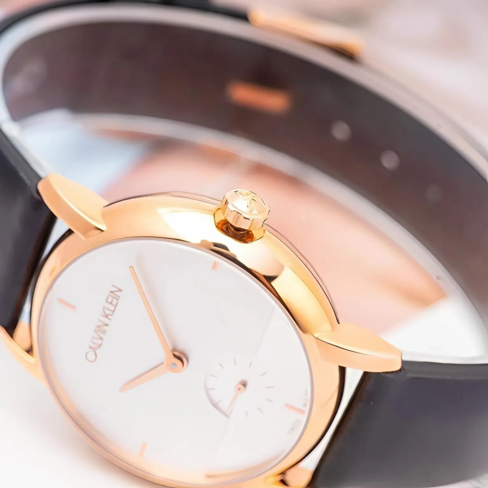 Calvin Klein 32mm Nữ K9H2Y6C6