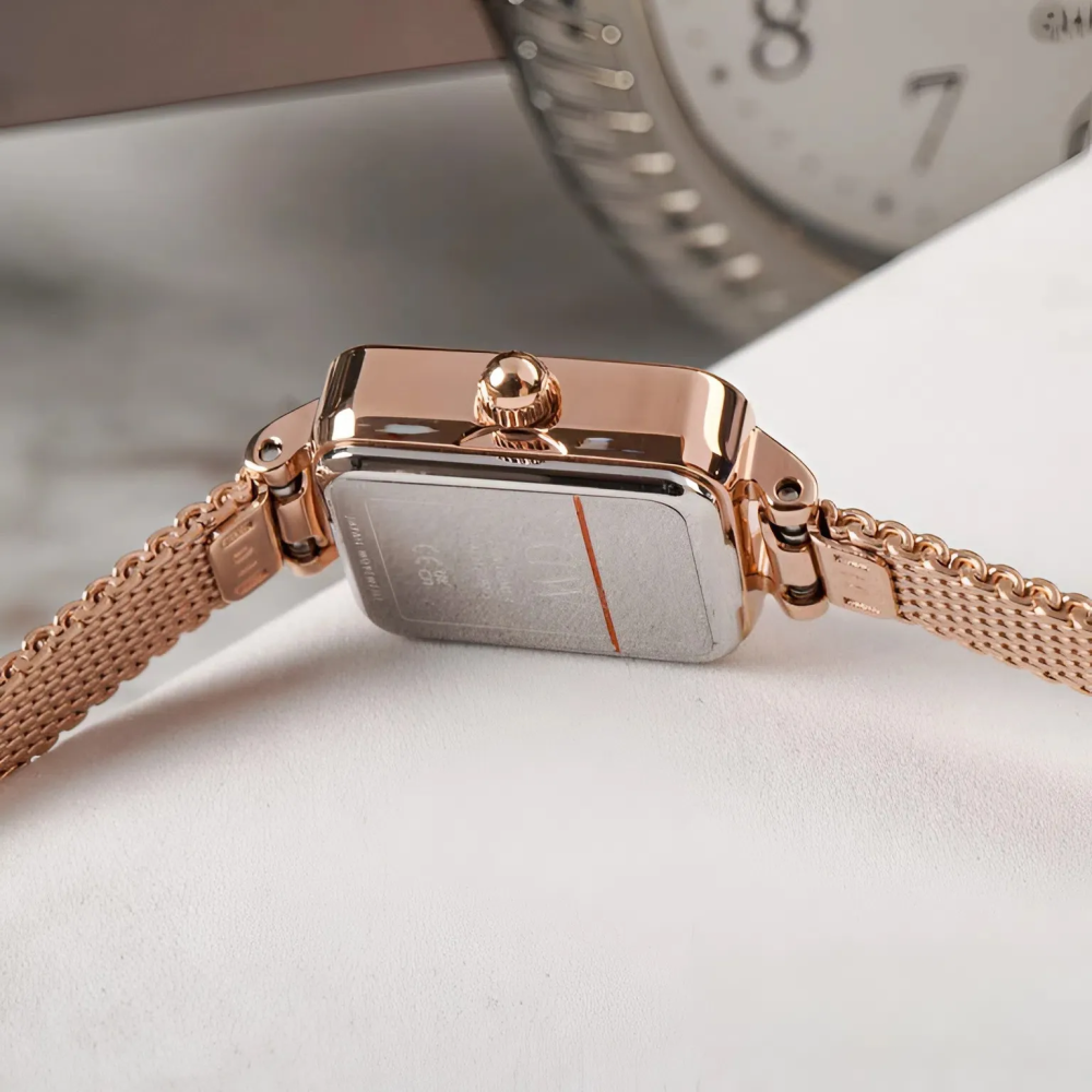 Daniel Wellington 15.4x18.2mm Nữ DW00100647