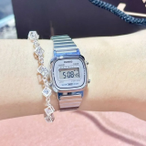 Đồng Hồ Casio 30.3 × 24.6 mm Nữ LA670WA-7DF