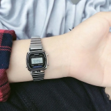 Đồng Hồ Casio 30.3 x 24.6 mm Nữ LA670WA-2DF