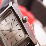 Đồng Hồ Casio 31×22 mm Nữ LTP-V007L-7E1UDF