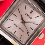 Đồng Hồ Casio 31×22 mm Nữ LTP-V007L-7E1UDF