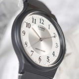 Đồng Hồ Casio 34.9 mm Unisex MQ-24-7B3LDF