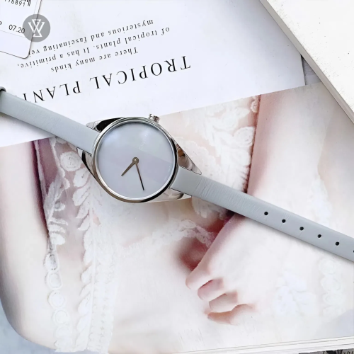 Đồng Hồ Calvin Klein 29mm Nữ K8P231Q4