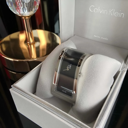 Đồng Hồ Calvin Klein 30mm Nữ K1T24102