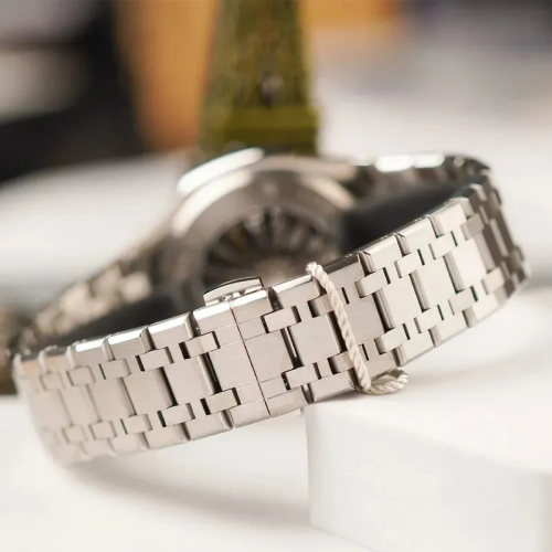 Đồng Hồ Carnival Nam 8128G-VT-N