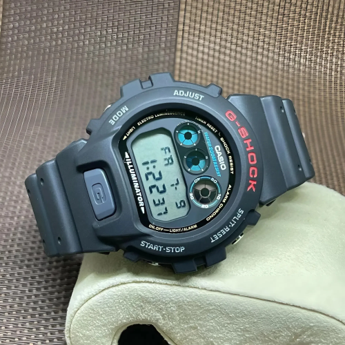 Đồng Hồ Casio G-Shock Nam DW-6900-1VDR