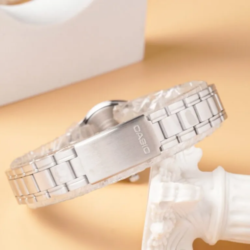 Đồng Hồ Casio Nữ LTP-V005D-7BUDF