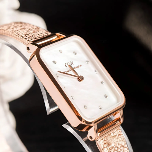 Đồng Hồ Daniel Wellington 20x26mm Nữ DW00100578