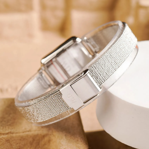 Đồng Hồ Daniel Wellington 20x26mm Nữ DW00100597
