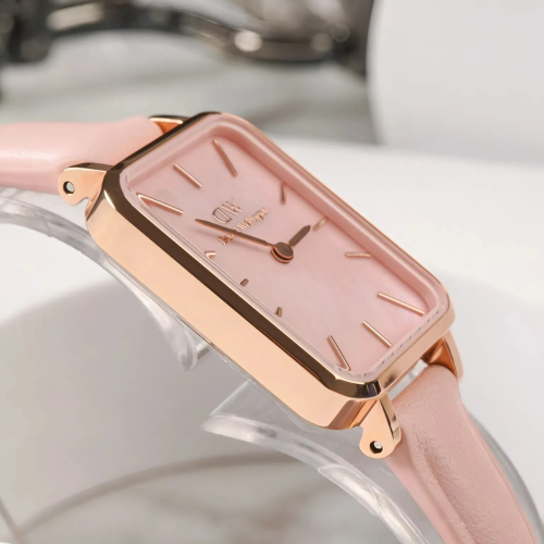 Đồng Hồ Daniel Wellington 20x26mm Nữ DW00100636