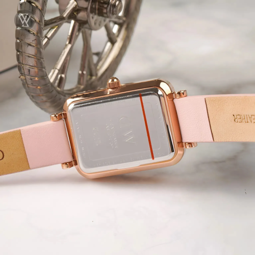 Đồng Hồ Daniel Wellington 20x26mm Nữ DW00100636