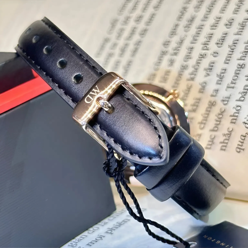 Đồng Hồ Daniel Wellington 32mm Nữ DW00100174