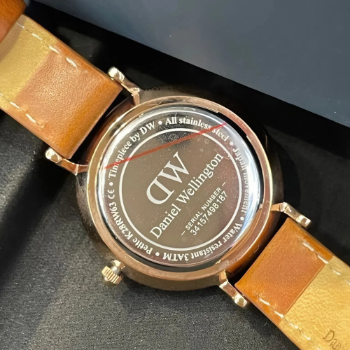 Đồng Hồ Daniel Wellington 28mm Nữ DW00100228