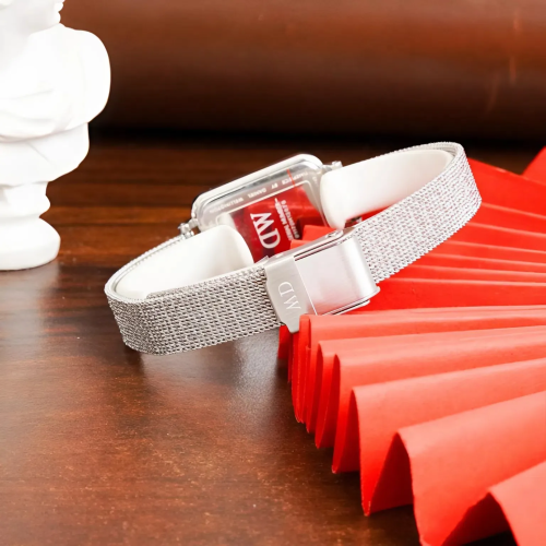 Đồng Hồ Daniel Wellington 20x26mm Nữ DW00100486