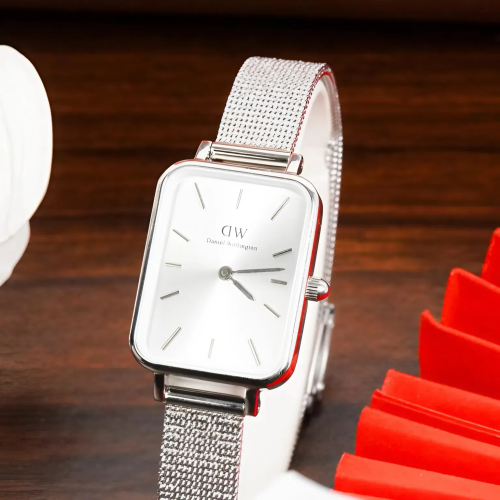 Đồng Hồ Daniel Wellington 20x26mm Nữ DW00100486