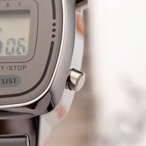 Đồng Hồ Casio 30.3 × 24.6 mm Nữ LA670WA-7DF