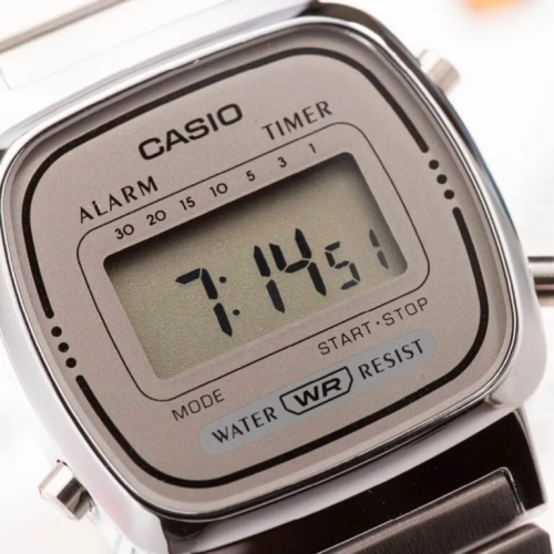 Đồng Hồ Casio 30.3 × 24.6 mm Nữ LA670WA-7DF
