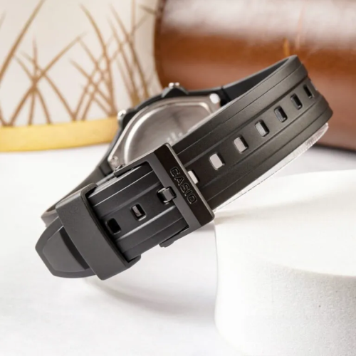 Đồng Hồ Casio 38.5mm Nam AW-90H-9EVDF