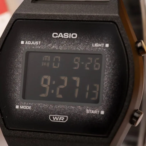 Đồng Hồ Casio 38.9 x 35 mm Nam B640WBG-1BDF