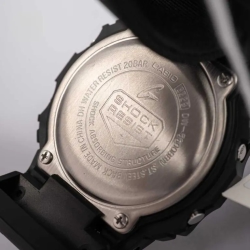 Đồng Hồ Casio 48.9 x 42.8 mm Nam DW-5600BBN-1DR