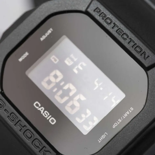 Đồng Hồ Casio 48.9 x 42.8 mm Nam DW-5600BBN-1DR