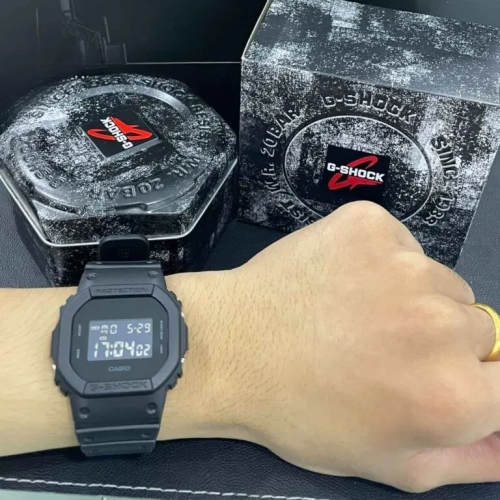 Đồng Hồ Casio 48.9 x 42.8 mm Nam DW-5600BBN-1DR