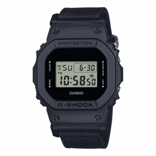 Đồng Hồ Casio Nam DW-5600BCE-1DR