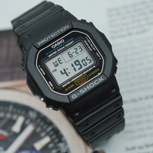 Đồng Hồ Casio 48.9 x 42.8 mm Nam DW-5600E-1VS