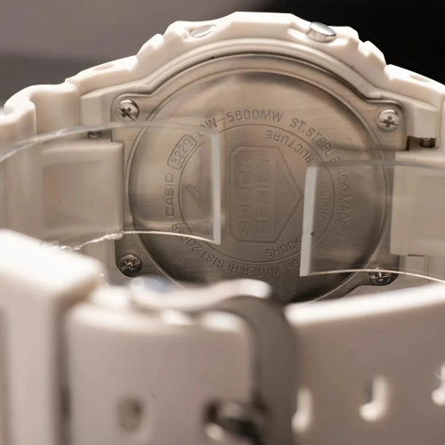 Đồng Hồ Casio 48.9 x 42.8 mm Nam DW-5600MW-7DR