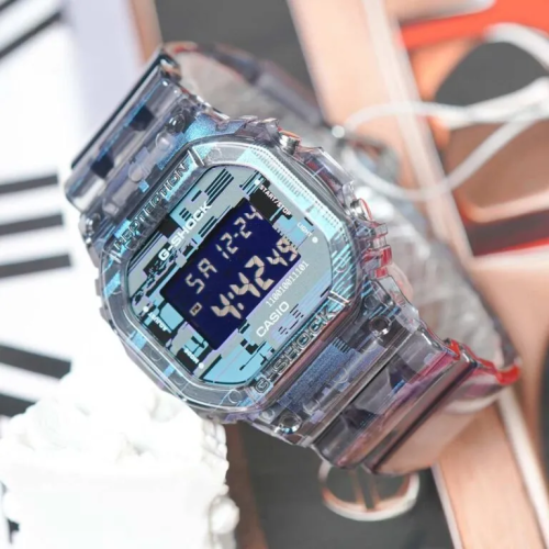 Đồng Hồ Casio Nam DW-5600NN-1DR