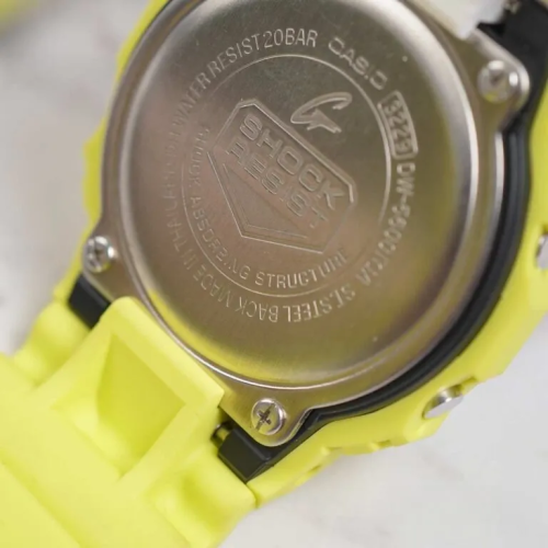 Đồng Hồ Casio 48.9 x 42.8 mm Nam DW-5600TGA-9DR