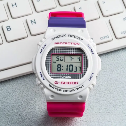 Đồng Hồ Casio Nam DW-5700THB-7DR