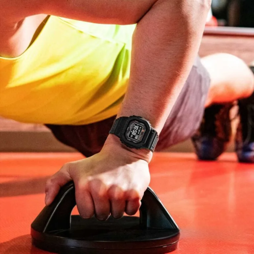 Đồng Hồ Casio Nam DW-H5600-1DR