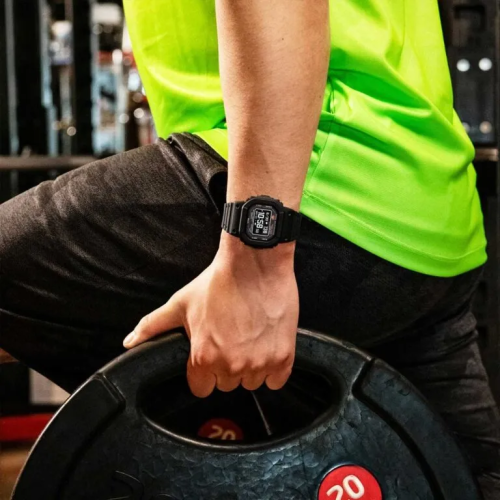 Đồng Hồ Casio Nam DW-H5600-1DR