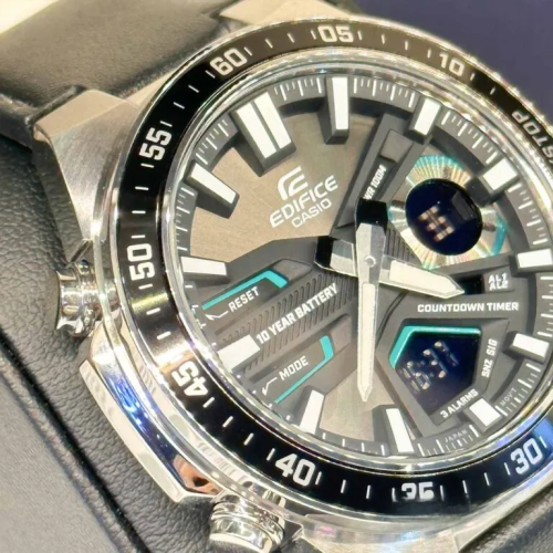 Đồng Hồ Casio 46.8mm Nam EFV-C110L-1AVDF