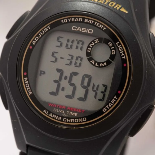 Đồng Hồ Casio 40mm Nam F-200W-9ADF