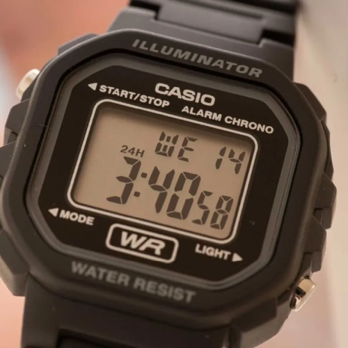 Đồng Hồ Casio 34.5 x 30.4 mm Nữ LA-20WH-1ADF