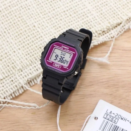 Đồng Hồ Casio 34.5 × 30.4 mm Nữ LA-20WH-4ADF