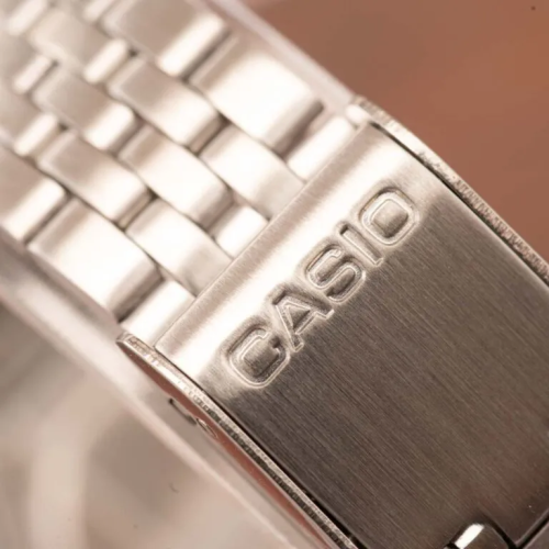 Đồng Hồ Casio 33.5 x 28.6 mm Nữ LA680WA-1BDF