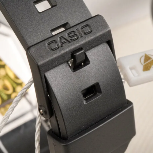 Đồng Hồ Casio 37.8 x 33.7 mm Unisex LF-20W-1ADF