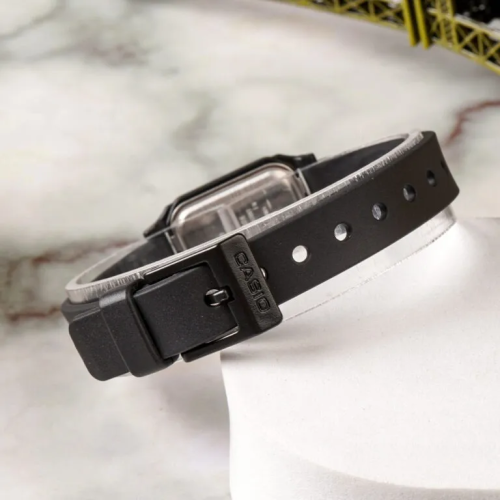 Đồng Hồ Casio 31.7×22.5mm Nữ LQ-142-1EDF