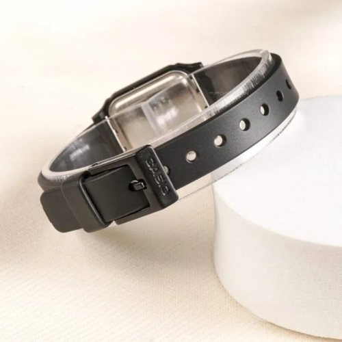 Đồng Hồ Casio 31.7 x 22.5 mm Nữ LQ-142-7EDF