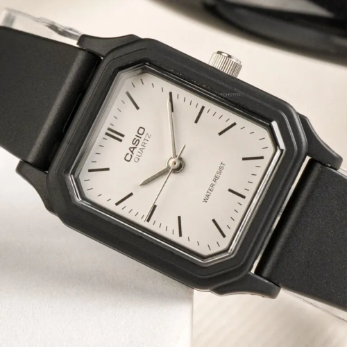 Đồng Hồ Casio 31.7 x 22.5 mm Nữ LQ-142-7EDF