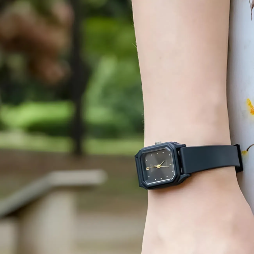 Đồng Hồ Casio 31.7 x 22.5 mm Nữ LQ-142E-1ADF