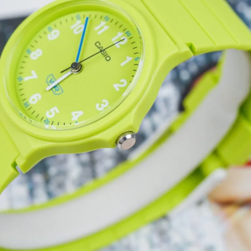 Đồng Hồ Casio 31.5mm Unisex LQ-24B-3BDF